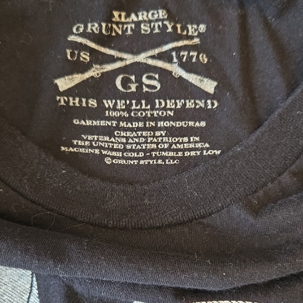 Grunt Style Black T-Shirt with Patriotic Graphic - Picture 4 of 5